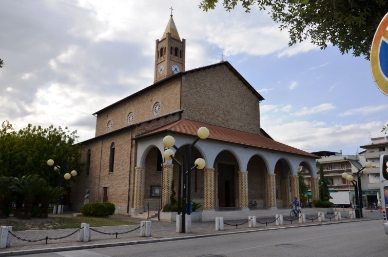 Chiesa del Sacro Cuore di Ges a Martinsicuro (Te)