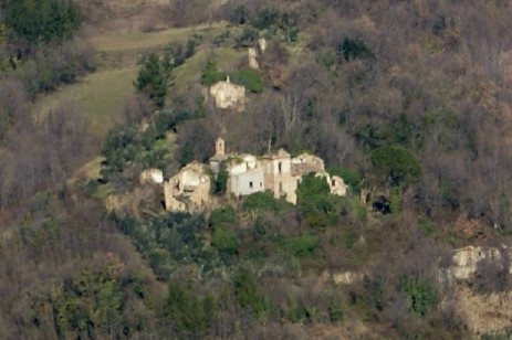 Il paese disabitato di Masseri, frazione di Campli (Te)