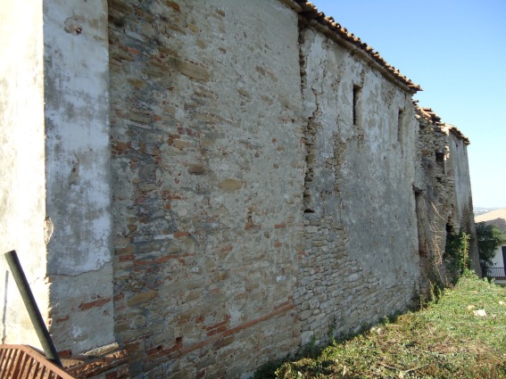 Chiesa di S.Maria a Montegualtieri di Cermignano (Te): ruderi