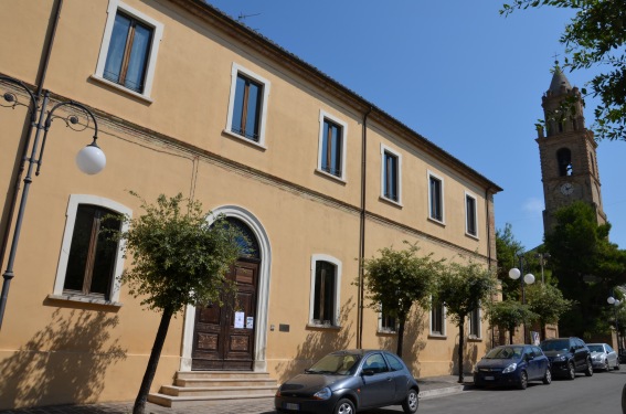 Campanile di S.Antimo a Montepagano di Roseto degli Abruzzi (Te)