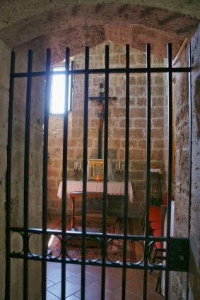 Abbazia di Montesanto a Civitella del Tronto: il Tabernacolo in una cappella laterale