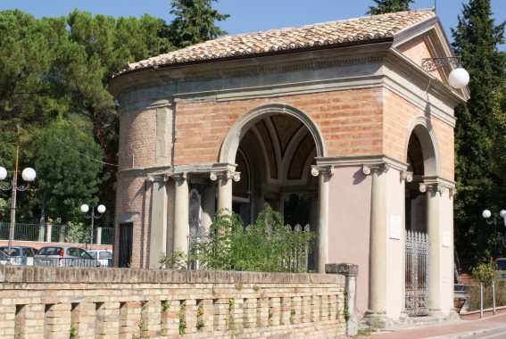 Chiesa della Madonna del Ponte a Montorio al Vomano