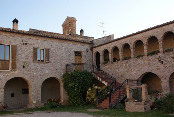 Chiesa di S.Antonio Abate nell'ex Convento di Morro D'Oro (Te)