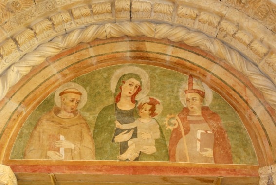 Chiesa di S.Antonio Abate nell'ex Convento di Morro D'Oro (Te): affresco del XIV secolo