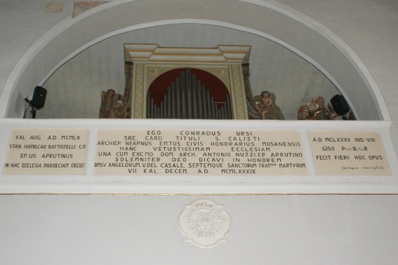 Chiesa della Madonna degli Angeli a Mosciano S.Angelo: organo a canne