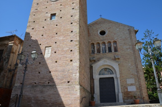 Chiesa di S.Michele Arcangelo e Torre Acquaviva a Mosciano S.Angelo (Te)
