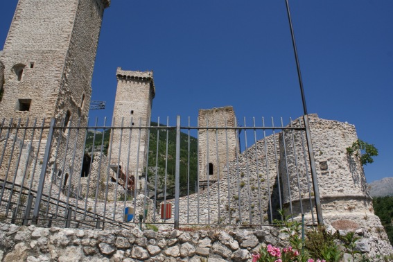 Pacentro: il Castello dei Caldora