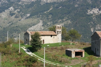 Piano Maggiore: la chiesa di S. Pietro e S. Martino