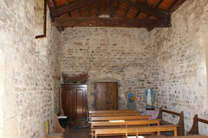 Chiesa di S. Pietro e S. Martico a Piano Maggiore: l'interno