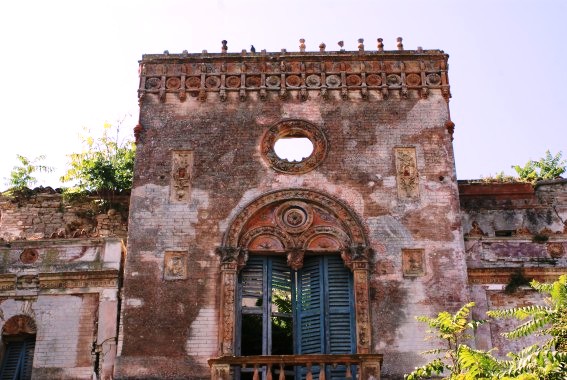 Ponzano di Civitella del Tronto (Te): palazzo Rosati