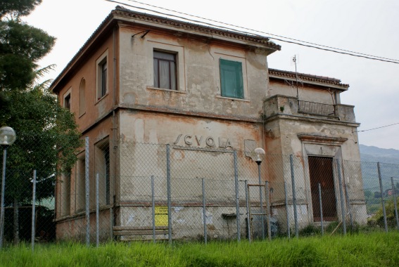 Putignano di Teramo: scuola elementare