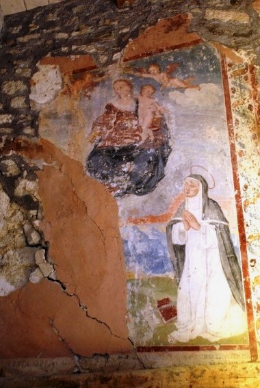 Chiesa di S.Maria ad Venales a Roiano di Campli (Te): Madonna del Rosario (1604)