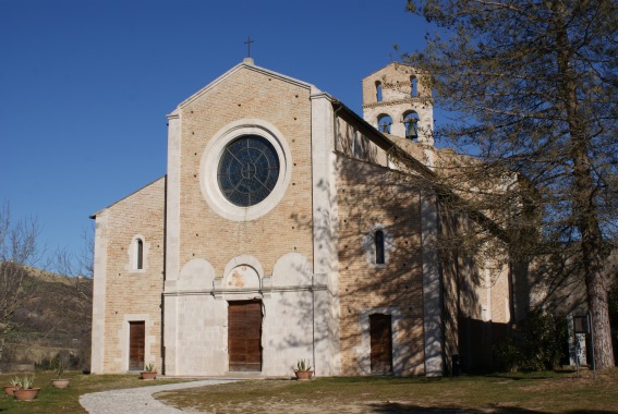 Chiesa di S.Maria a Ronzano di Castel Castagna (Te)