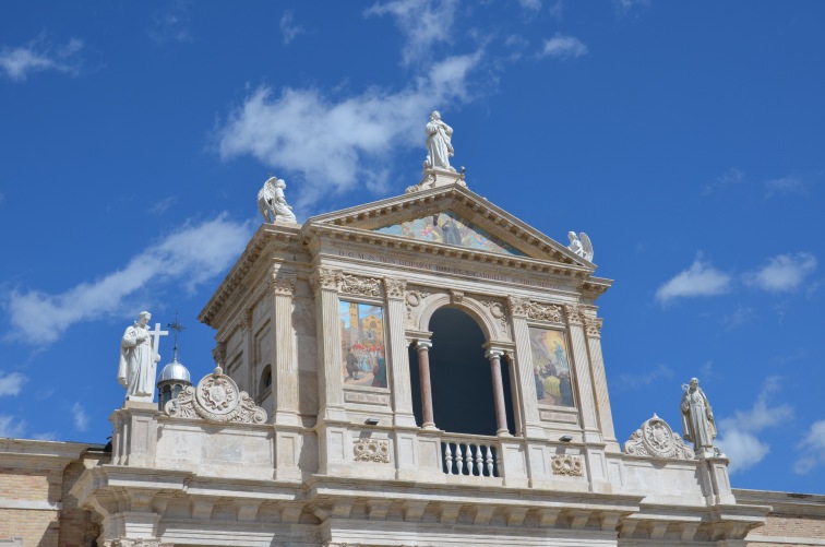 Santuario di S.Gabriele a San Gabriele di Isola del G.Sasso (Te)