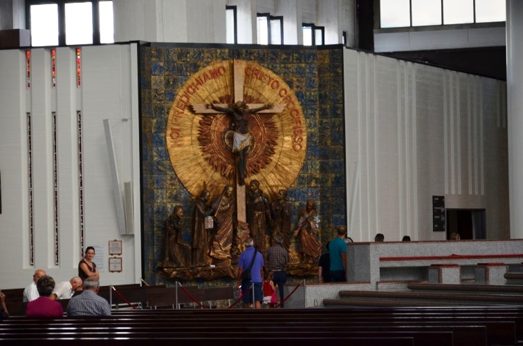 Nuovo Santuario di S.Gabriele dell'Addolorata a San Gabriele (Te)