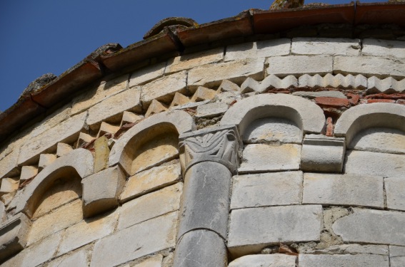 Chiesa di S.Giovanni ad Insulam di Isola del G.Sasso (Te)