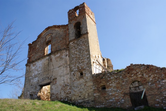 Chiesa di S. MAria della Lacrima a Bellante con annesso Convento dei Carmelitani