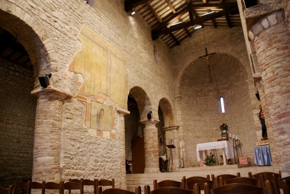 Chiesa di S.Maria a Vico a S.Omero (Te)