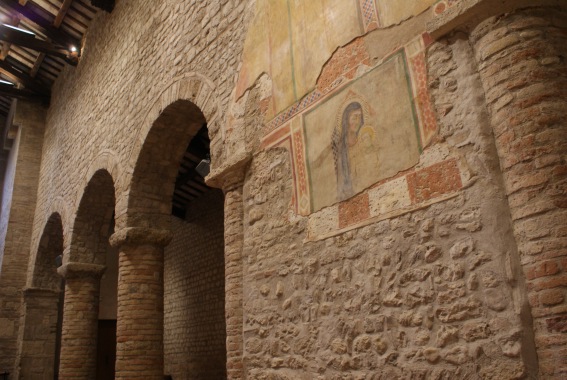 Chiesa di S.Maria a Vico a S.Omero (Te)