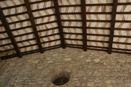 San Bartolomeo a Villa Popolo di Torricella Sicura (Te): la copertura del portico