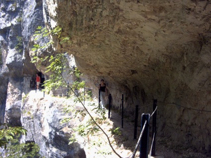 Eremo di Santa Colomba: paesaggio suggestivo, percorso ardito ma sicuro