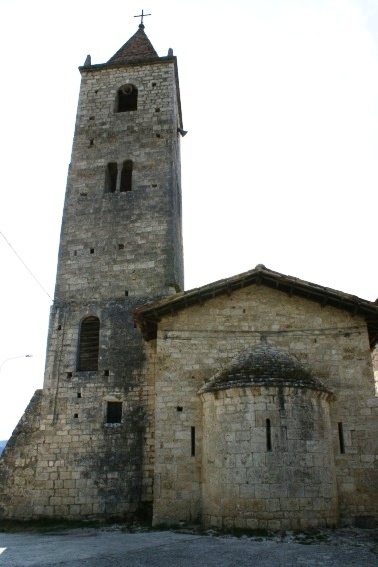 Chiesa di Santa Rufina a Cesano: campanile ed abside