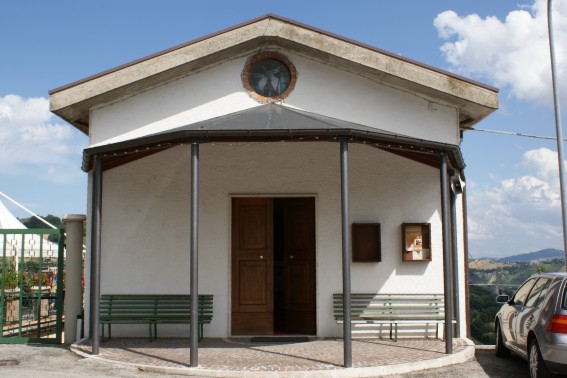 Chiesa di S.Martino nella parte nuova di Scapriano (Te)