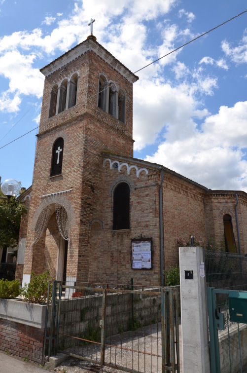 Chiesa della Sacra Famiglia di Nazareth a Scerne di Pineto (Te)