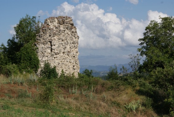 Scorzoni di Torricella Sicura (Te): Monastero di S.Giovanni a Scorzone