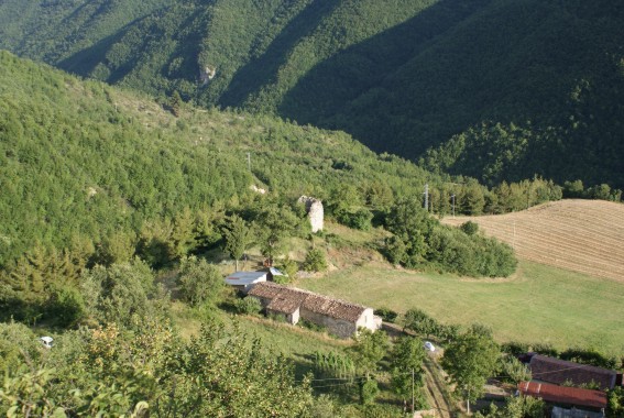 Scorzoni di Torricella Sicura (Te): Monastero di S.Giovanni a Scorzone