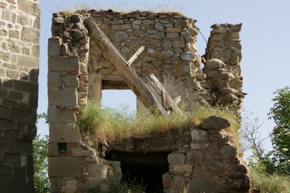 Settecerri di Valle Castellana (Te): ruderi