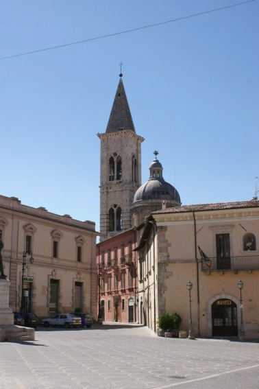 Sulmona: Piazza Ovidio
