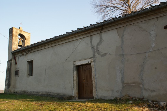 Chiesa di S. Ambrogio a Tizzano di Torricella Sicura