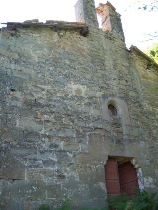 Valle Pezzata: facciata della Chiesa di S. Nicola di Bari