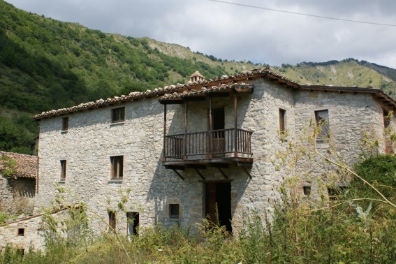 Valle Piola di Torricella Sicura (Te): il gafio restaurato