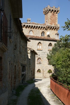 Vallenquina: il "Castelletto"