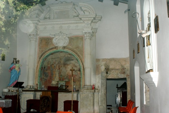 Chiesa di S.Massimo in Varano a Torano Nuovo (Te)