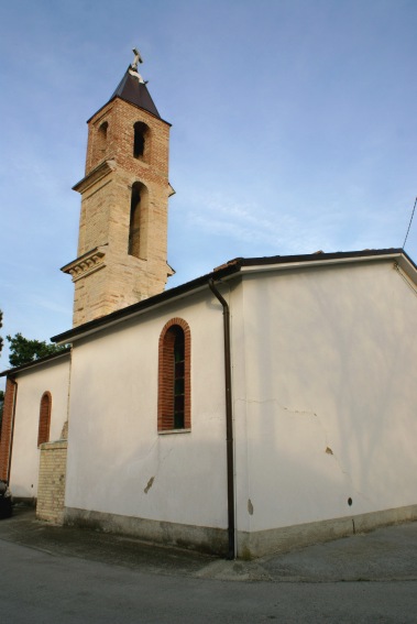 Villa Boceto: le lesioni alle pareti ed al campanile causate dal terremoto del 6 aprile 2009