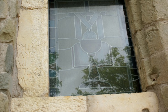 Chiesa di S. Maria a Brecciano a Villa Brozzi: scritte latine