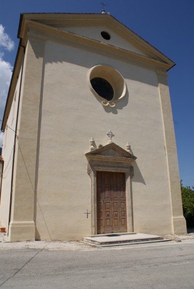 Chiesa di S.Francesco a Villa Passo di Civitella del Tr. (Te)