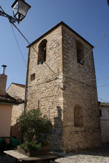 Chiesa di S.Lucia a Villa Petto di Colledara (Te)