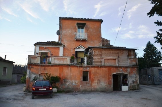 Villa Pompetti di Teramo: casale Pompetti