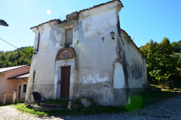 Chiesa di S.Rocco a Villa Salsa di Castel Castagna (Te)