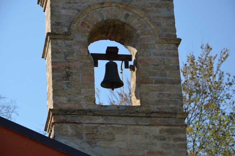 Chiesa di S.Maria degli Angeli a Villa Schiavoni di Teramo: campanile a vela