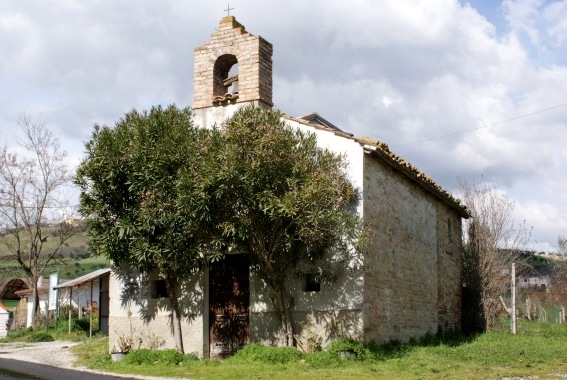 Chiesa di Santa Caterina a Villa Tassoni di Bellante