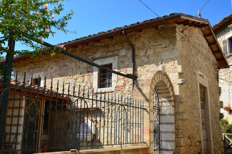 Chiesa della Madonna del Rosario a Villafranca di Valle Castellana (Te)